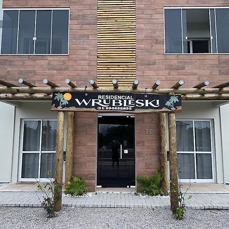 Residencial Wrubleski Sc Pinheira Ngoại thất bức ảnh